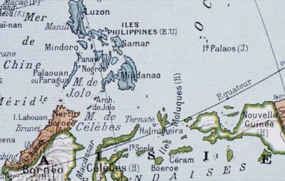 asie-08.jpg Asie, scènes historiques et carte géopolitique, planche 1930
